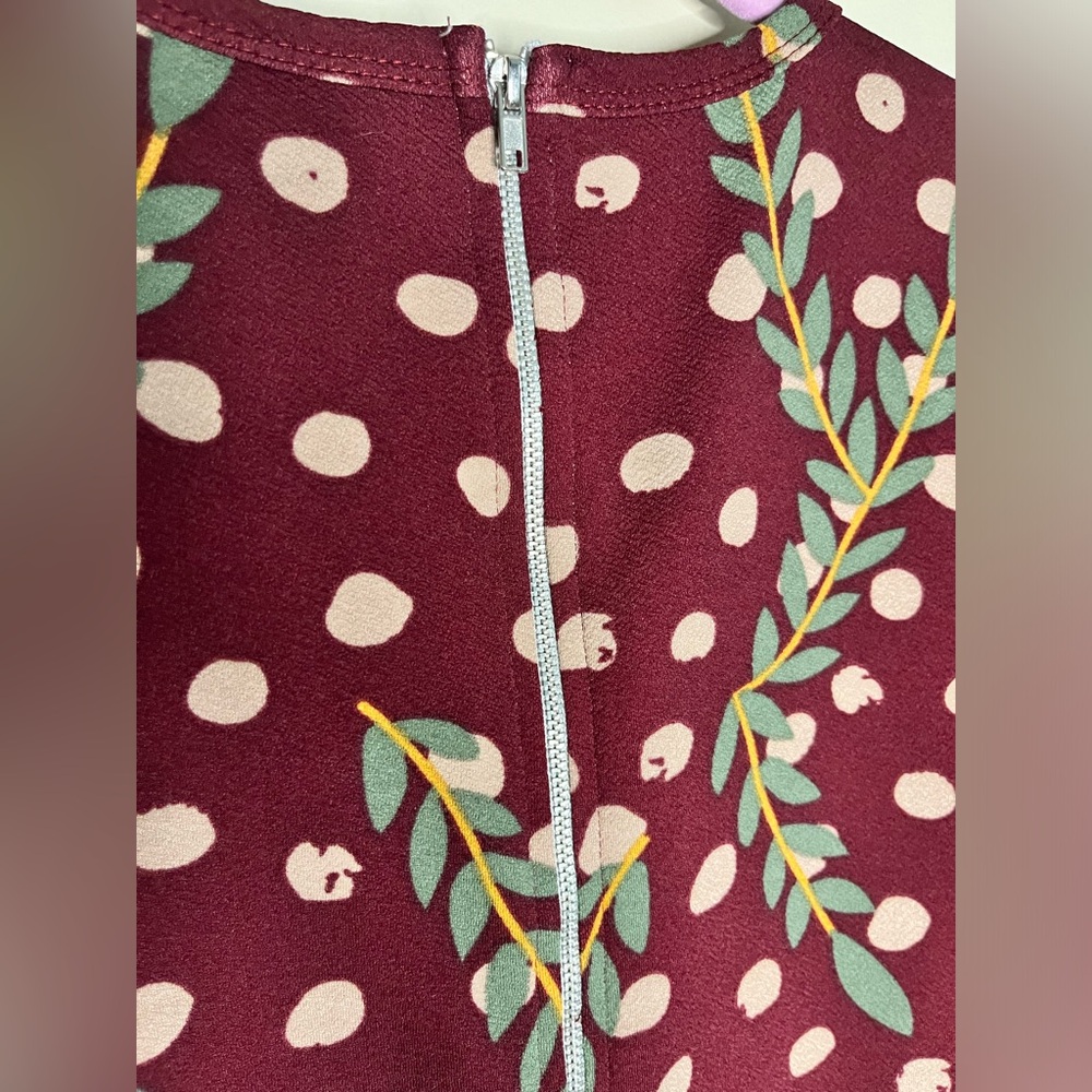Lularoe Dress with pocketsts - Picture 3 of 4